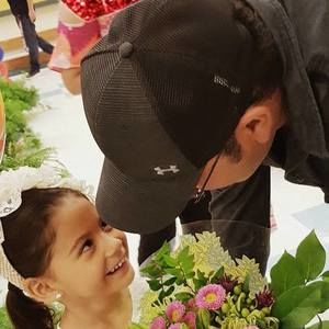 Meet your Posher, Carlos